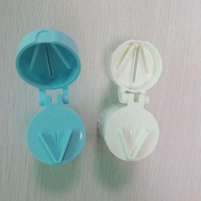 Multi-functional  Health Smart Pill Crusher  & Pill Container Pulverizer And Storage Pill Splitter