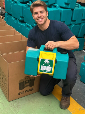 8-Gallon Eyewash Station