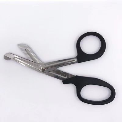 Trauma shears